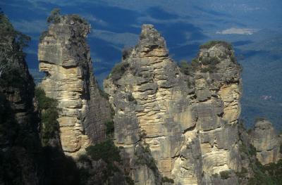 BLUE MOUNTAINS 