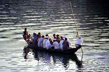Sylhet, Bangladesh, Jacek Piwowarczyk, 1996