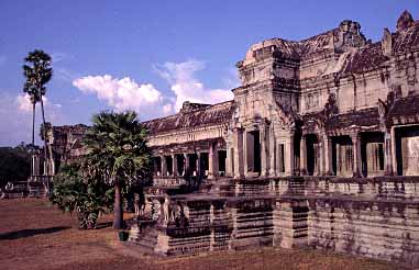 Angkor Wat, Cambodia, Jacek Piwowarczyk, 2000