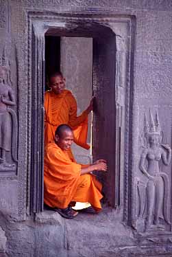 Angkor Wat, Cambodia, Jacek Piwowarczyk, 2000