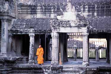 Angkor Wat, Cambodia, Jacek Piwowarczyk, 2000