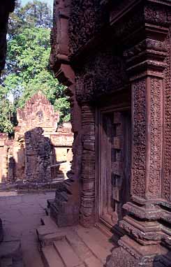 Bantaey Srei, Cambodia, Jacek Piwowarczyk, 2000