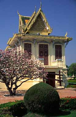 Phnom Penh, Cambodia, Jacek Piwowarczyk 2000