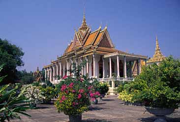 Phnom Penh, Cambodia, Jacek Piwowarczyk 2000