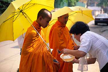 Phnom Penh, Cambodia, Jacek Piwowarczyk 2000