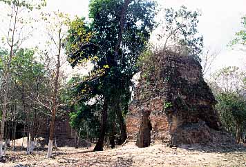 Sambor Prey Kuk, Cambodia, Jacek Piwowarczyk 2000