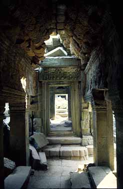 Ta Phrom, Cambodia, JAcek Piwowarczyk, 2000