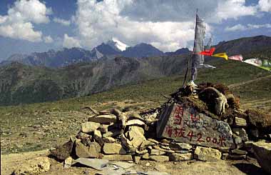 Huanglong Pass, China, Jaek Piwowarczyk, 1997