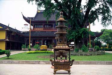 Guangwang Temple, Shanghai environs, China, Jacek Piwowarczyk, 2002