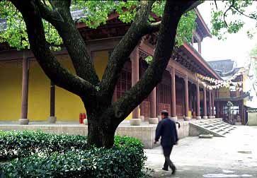 Guangwang Temple, Shanghai environs, China, Jacek Piwowarczyk, 2002