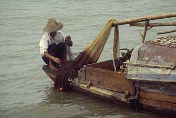 Yangtze River, Hubei Jacek Piwowarczyk