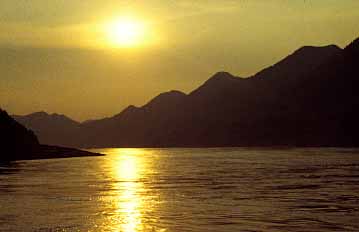 Yangtze River, Sichuan, Jacek Piwowarczyk