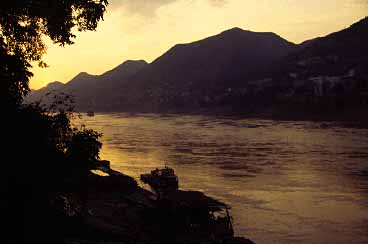 Yangtze River, Sichuan, Jacek Piwowarczyk