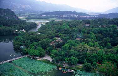 Zhaoqing, China, Jacek Piwowarczyk, 2002