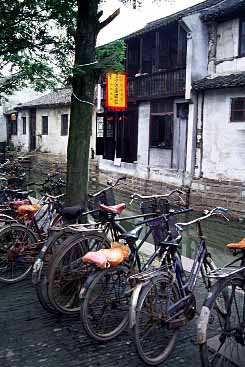 Zhouzhuang, China, Jacek Piwowarczyk, 2002