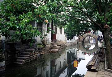 Zhouzhuang, China, Jacek Piwowarczyk, 2002