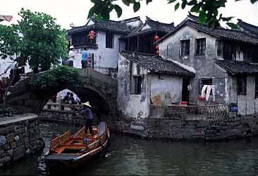 Zhouzhuang, China, Jacek Piwowarczyk, 2002