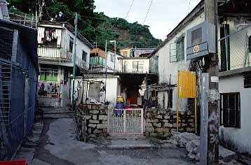 ei Yi Mun, NT, Hong Kong, China, Jacek Piwowarczyk, 2002 