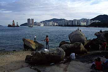 ei Yi Mun, NT, Hong Kong, China, Jacek Piwowarczyk, 2002 