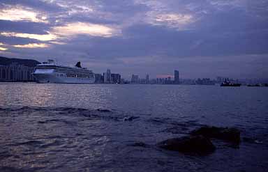 ei Yi Mun, NT, Hong Kong, China, Jacek Piwowarczyk, 2002 