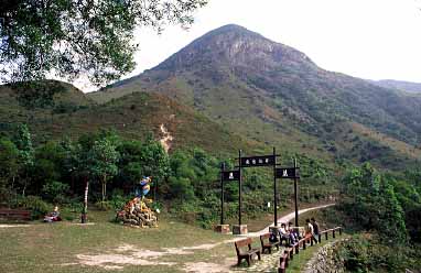 Ngong Ping, Lantau, Hong Kong, China, Jacek Piwowarczyk, 2002