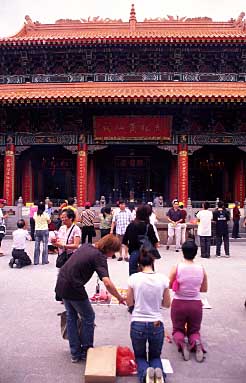 Wong Tai Sin Temple, Kowloon, Hong Kong, China, Jacek Piowarczyk, 2004