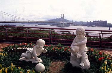Tsing Ma Bridge View Point, Hong Kong, China, Jacek Piwowaczyk, 2004