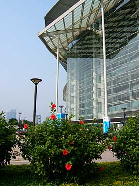 Wan Chai, Hong Kong, China, Jacek Piwowarczyk 2004