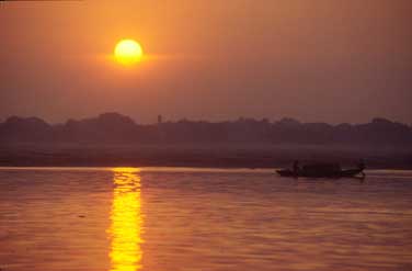 Varanasi, India, Jacek Piwowarczyk 1995