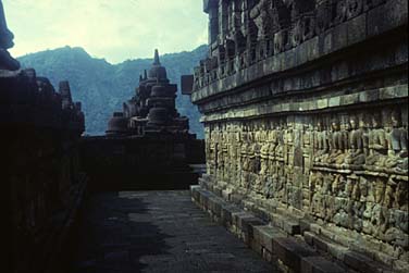 Borobudur, Java, Indonesia, Jacek Piwowarczyk 1987