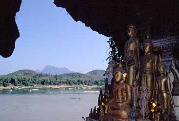 Pak On Caves, Laos, Jacek Piwowarczyk, 2000