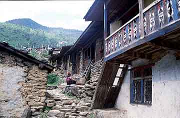 Tholo Syabru, Nepal, Jacek Piwowarczyk, 2001