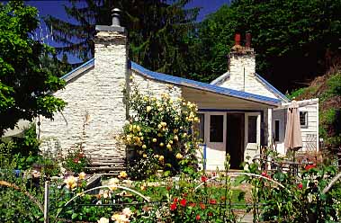 Arrowtown, New Zealand, Jacek Piwowarczyk, 2002