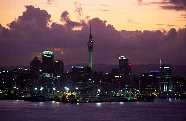 Auckland, New Zealand, Jacek Piwowarczyk, 2002