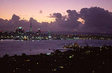 Auckland, New Zealand, Jacek Piwowarczyk, 2002