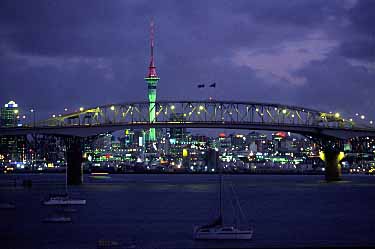 Auckland, New Zealand, Jacek Piwowarczyk, 2002