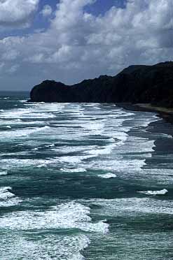 Piha, New Zealand, Jacek Piwowarczyk, 2002