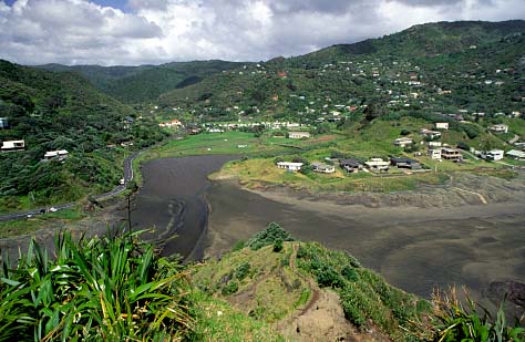 Piha, New Zealand, Jacek Piwowarczyk, 2002