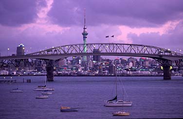 Auckland, New Zealand, Jacek Piwowarczyk, 2002