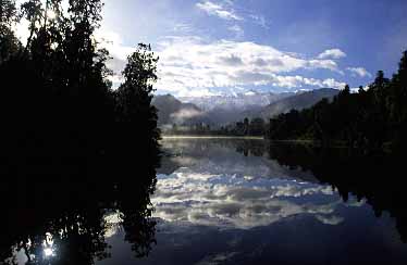 Lake Matheson,  New Zealand, Jacek Piwowarczyk, 2002