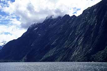 Milford Sound, New Zealand, Jacek Piwowarczyk, 2002