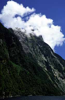 Milford Sound, New Zealand, Jacek Piwowarczyk, 2002
