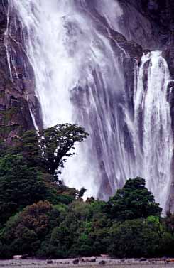 Milford Sound, New Zealand, Jacek Piwowarczyk, 2002