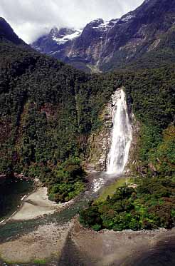 Fiordland, New Zealand, Jacek Piwowarczyk, 2002