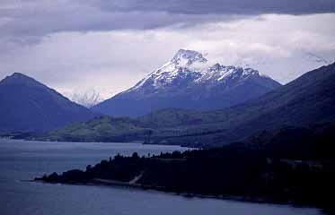 Queenstown, New Zealand, Jacek Piwowarczyk, 2002