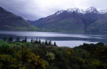 Queenstown, New Zealand, Jacek Piwowarczyk, 2002