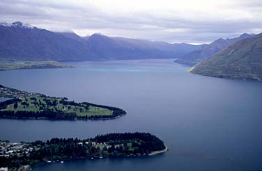 Queenstown, New Zealand, Jacek Piwowarczyk, 2002