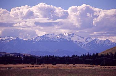 Lake Dunstan to Lindis Pass, New Zealand, Jacek Piwowarczyk, 2002