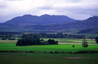 Queenstown to Fiordland, New Zealand, Jacek Piwowarczyk, 2002