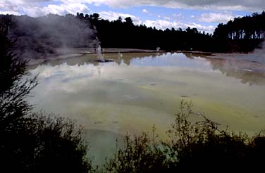 Wai O Tapu, New Zealand, Jacek Piwowarczyk, 2002